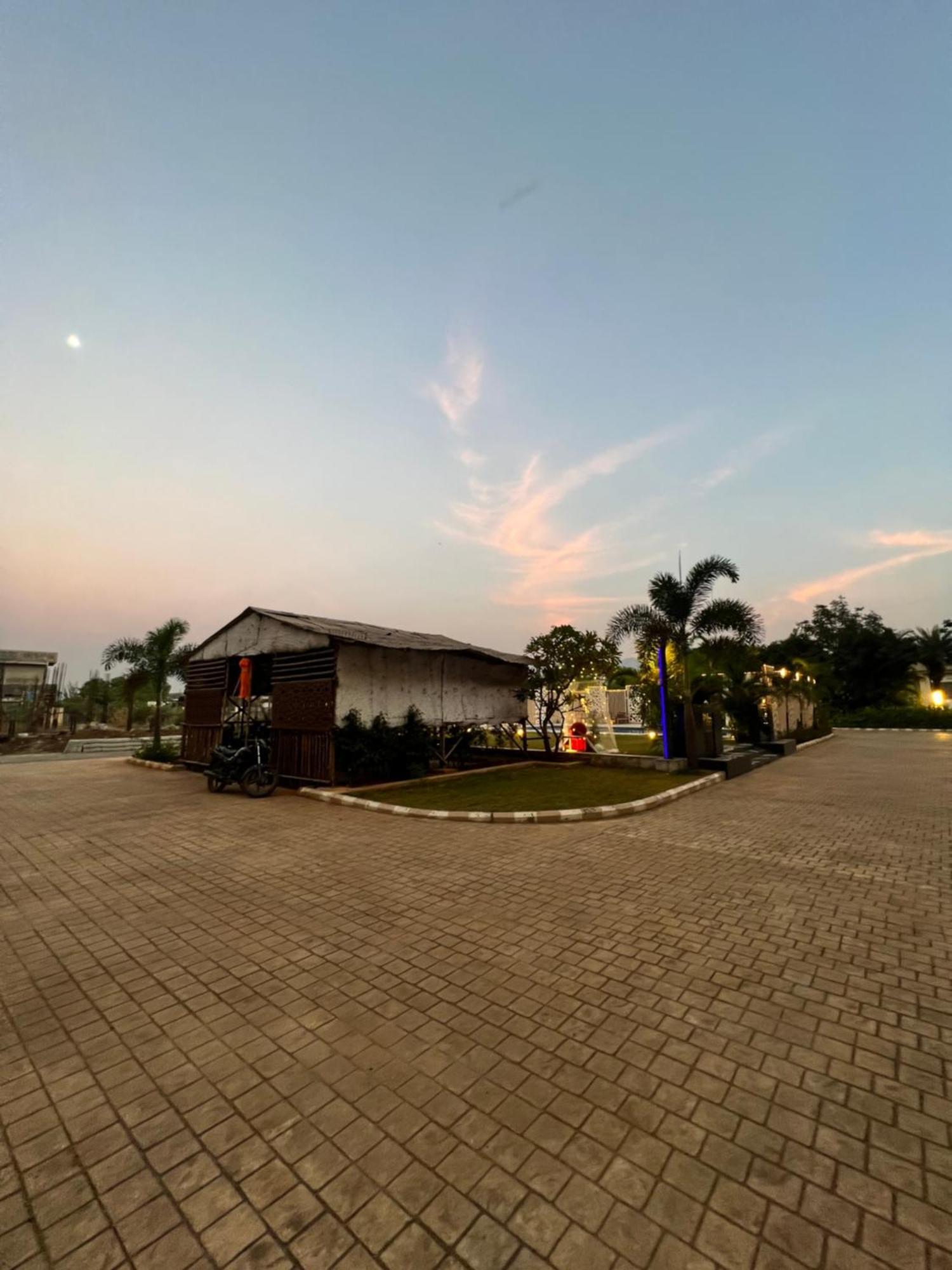 Capetown Resort Igatpuri Exterior photo